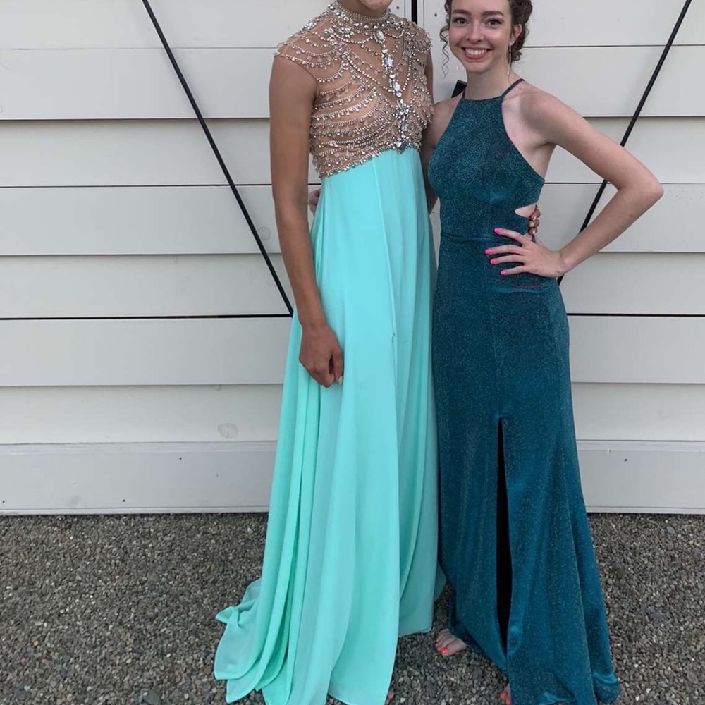 Teal/aqua prom dress size 2/4, full length/long